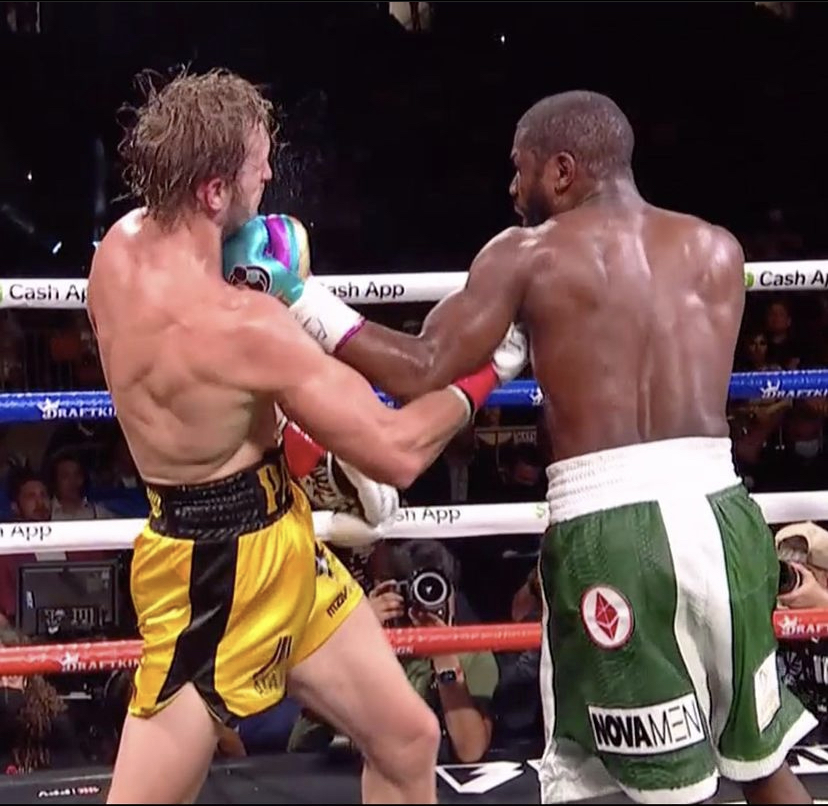 Logan Paul and Floyd Mayweather during their exibition fight.